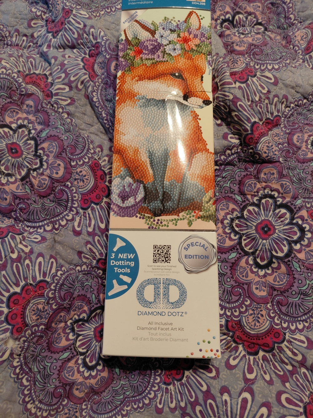 Diamond Dotz Fox Diamond Art Kit - Orange, White, Gray, Purple